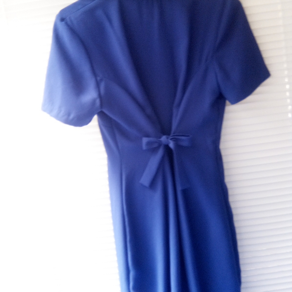 Dress - Picture 3 of 5